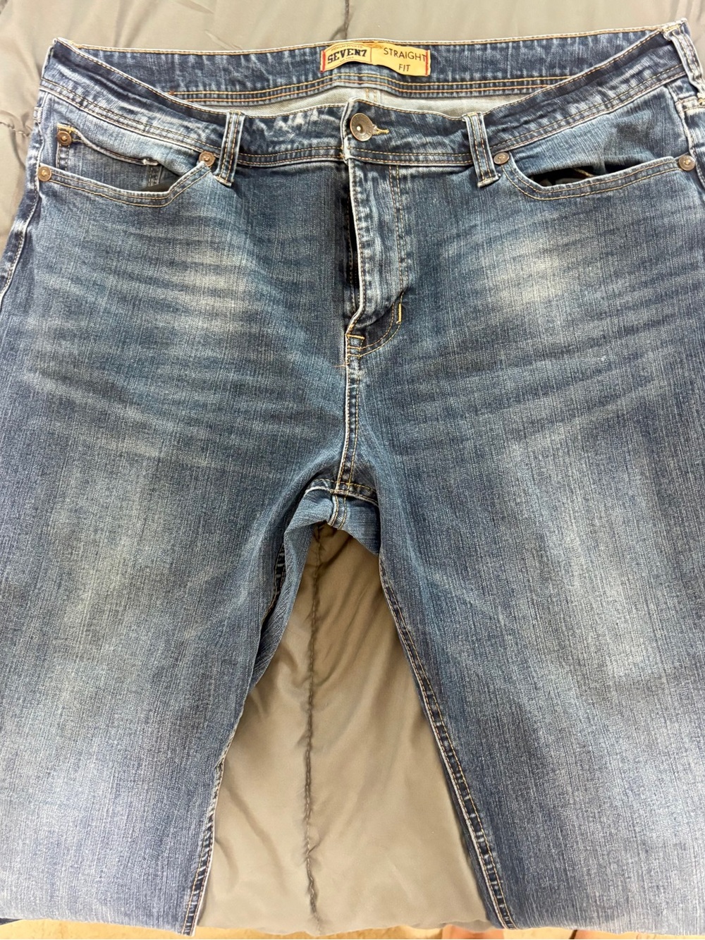 Seven7 Men's Faded Light Blue Straight Jeans